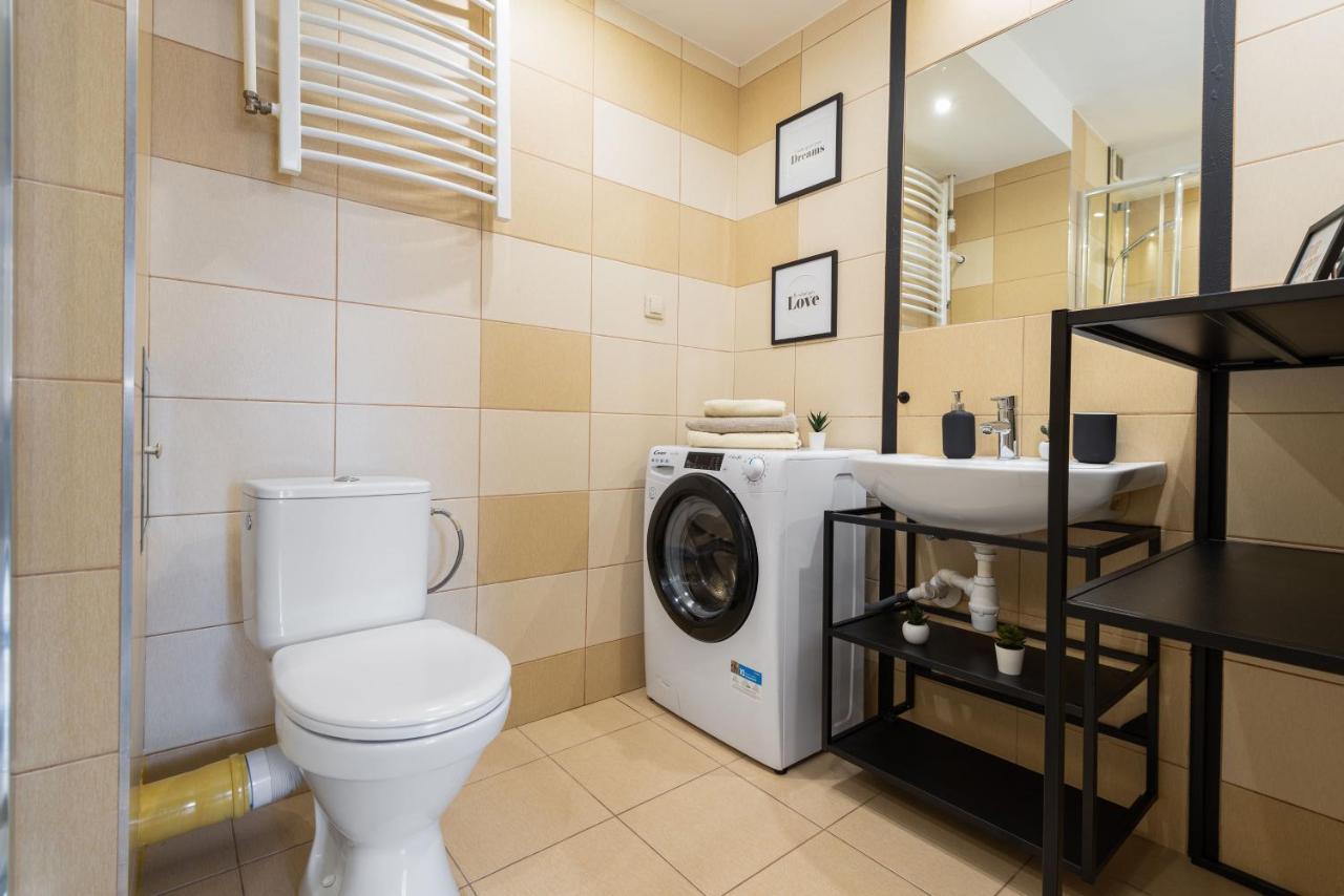 גליביצ'ה Kairos Apartments - Friends - Darmowy Parking, Blisko Centrum מראה חיצוני תמונה